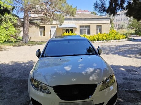 SEAT Exeo