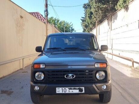 LADA (VAZ) Niva
