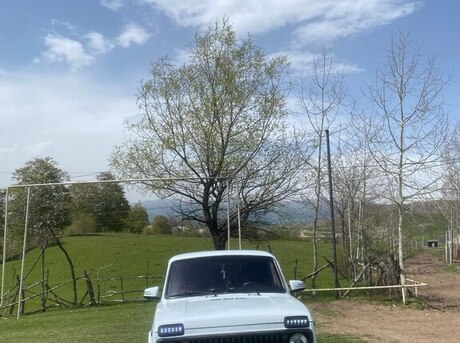 LADA (VAZ) Niva
