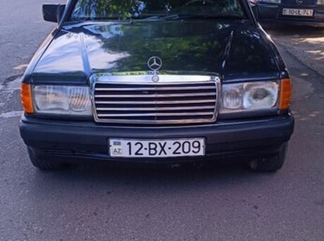 Mercedes 190