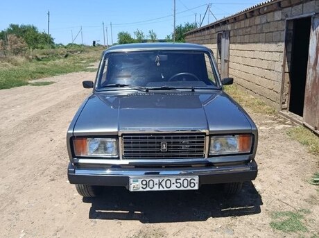 LADA (VAZ) 2107
