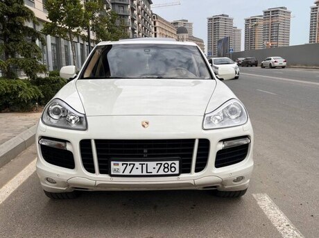 Porsche Cayenne GTS
