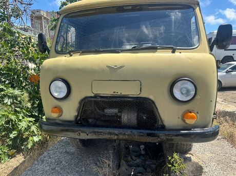 UAZ 3303
