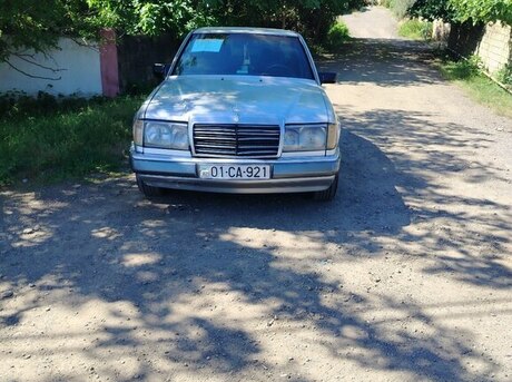 Mercedes 300 D