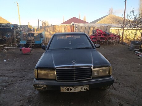 Mercedes 190