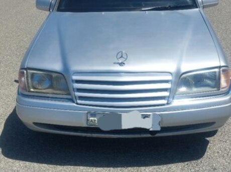 Mercedes C 220