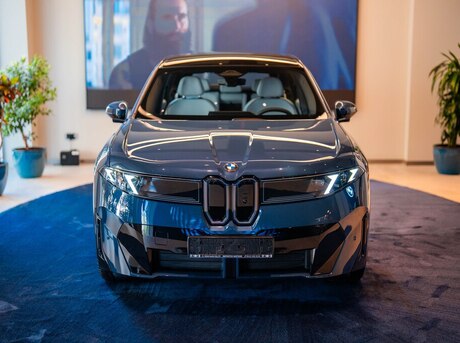 BMW iX3