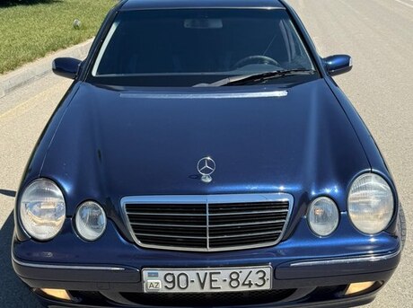 Mercedes E 220