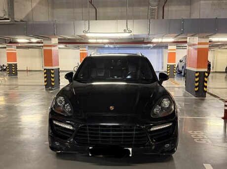 Porsche Cayenne GTS
