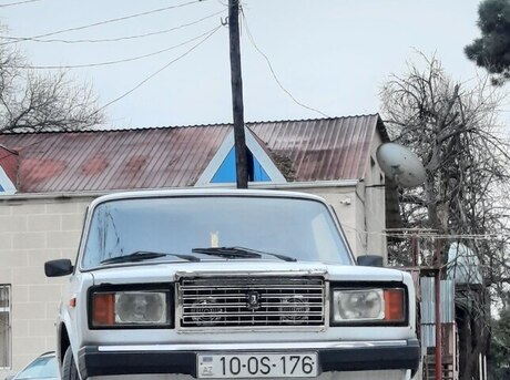 LADA (VAZ) 2107