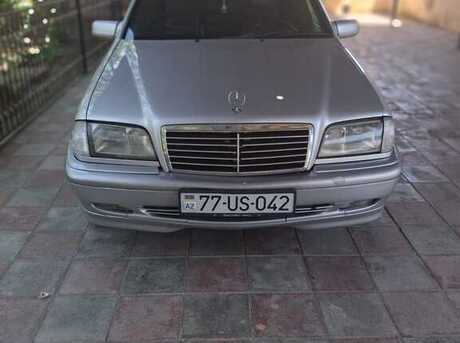 Mercedes C 220
