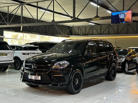 Mercedes GL 63 AMG 4MATIC