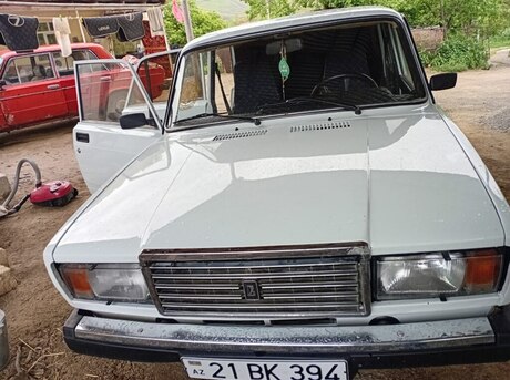 LADA (VAZ) 2107