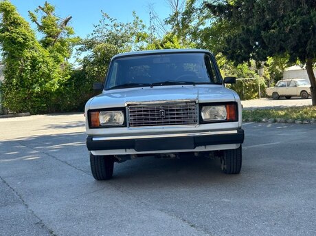 LADA (VAZ) 2107