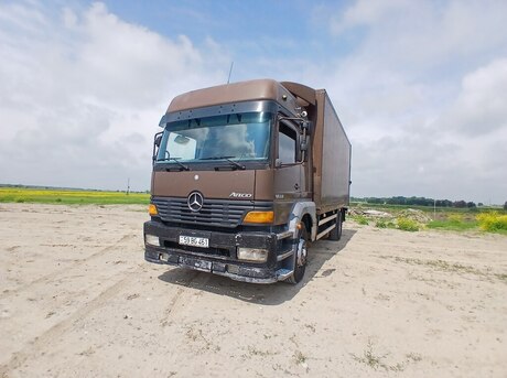 Mercedes Atego 1828