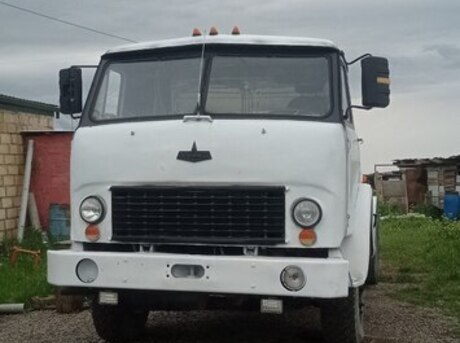 MAZ 5334