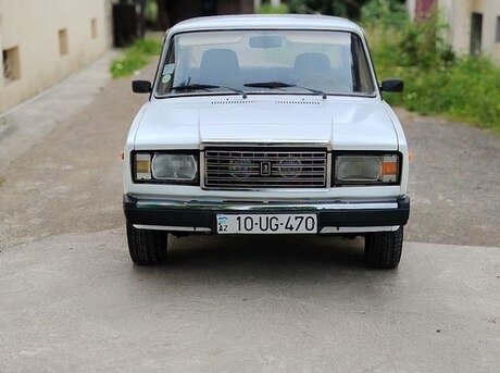 LADA (VAZ) 2107