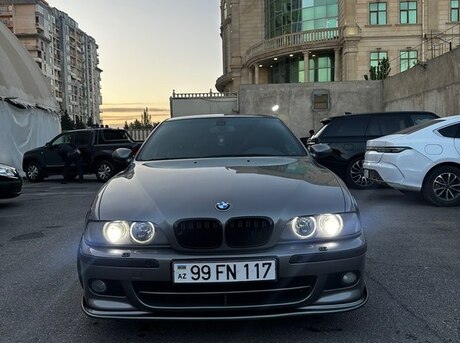 BMW 525