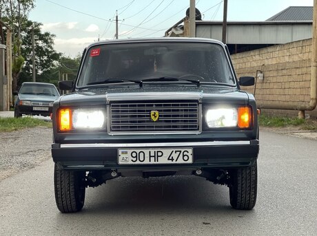 LADA (VAZ) 2107