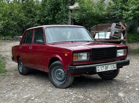 LADA (VAZ) 2107