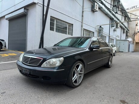 Mercedes S 500