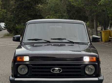 LADA (VAZ) Niva