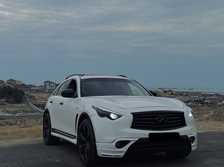 Infiniti FX50