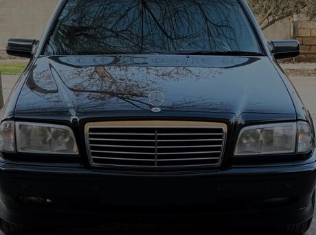 Mercedes C 180