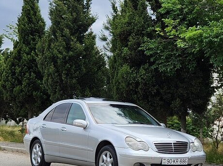 Mercedes C 240