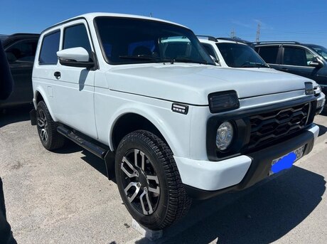 LADA (VAZ) Niva