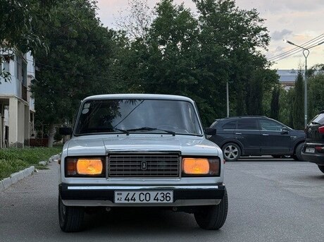 LADA (VAZ) 2107
