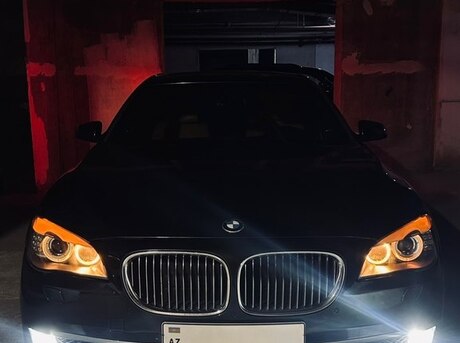 BMW 740
