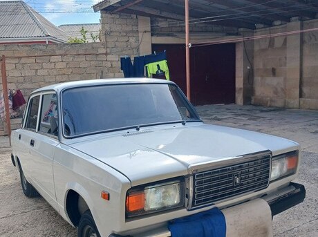 LADA (VAZ) 2107