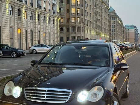 Mercedes C 230