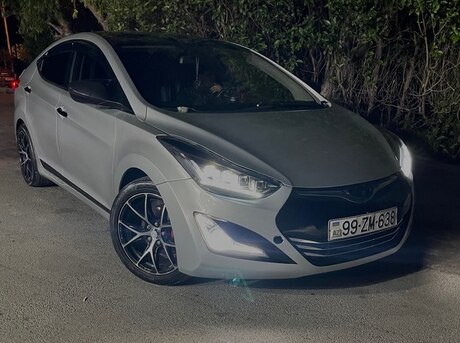 Hyundai Elantra