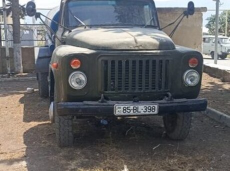 GAZ 53