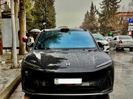 Nio ET5