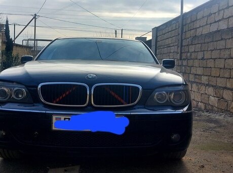 BMW 735