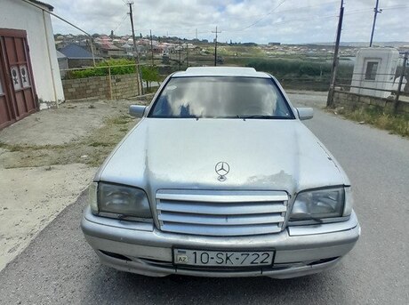 Mercedes C 280
