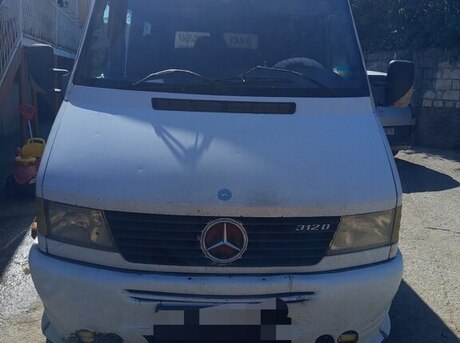 Mercedes Sprinter 312