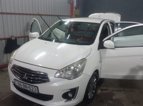 Mitsubishi Attrage