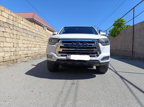 JAC T8