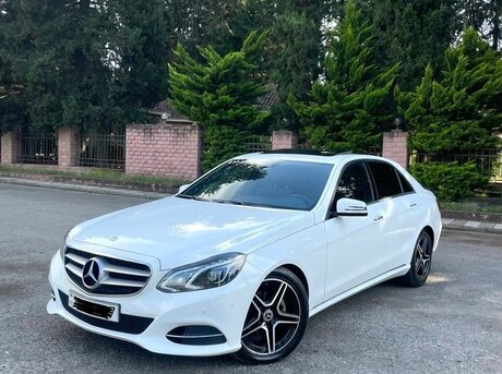 Mercedes E 220