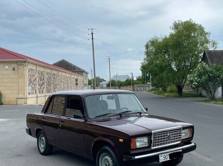 LADA (VAZ) 2107