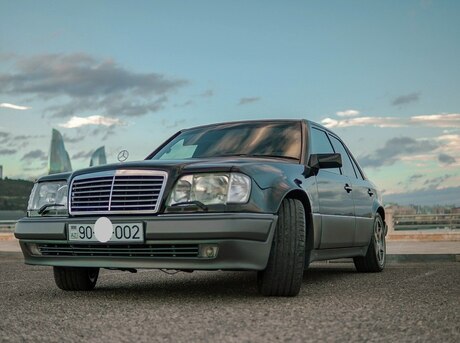 Mercedes 500 E