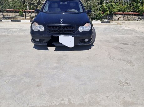 Mercedes C 230