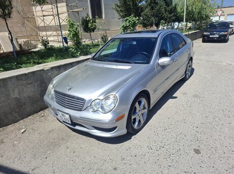 Mercedes C 230