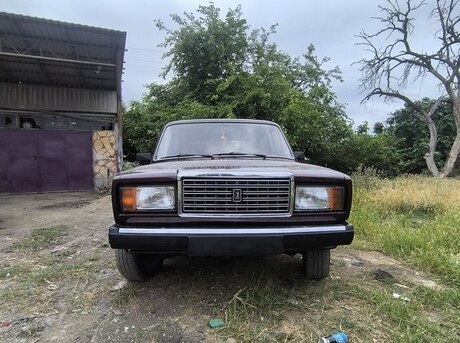 LADA (VAZ) 2107