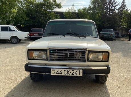 LADA (VAZ) 2107