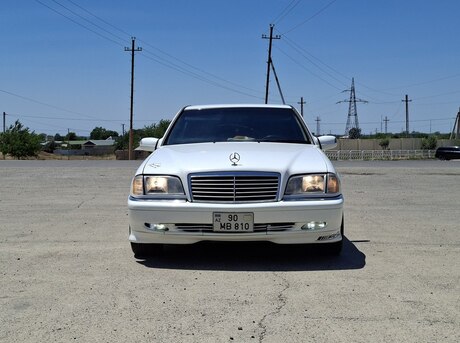 Mercedes C 230